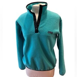 Patagonia Teal and Black Fleece Pullover